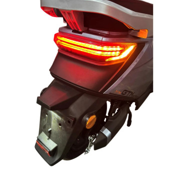 Електроскутер GTM C-EV 1200 1200W 72V 20Ah