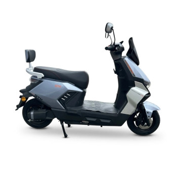 Електроскутер GTM C-EV 1200 1200W 72V 20Ah
