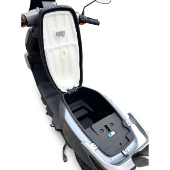 Електроскутер GTM C-EV 1200 1200W 72V 20Ah