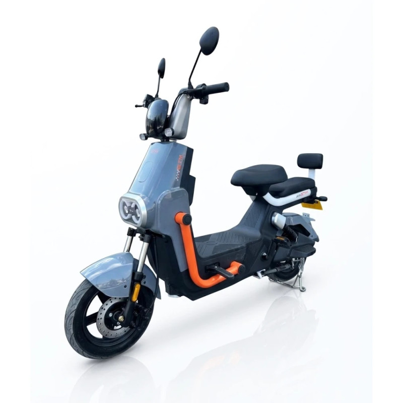 Електроскутер GTM U-800-D 800W 60V 20Ah