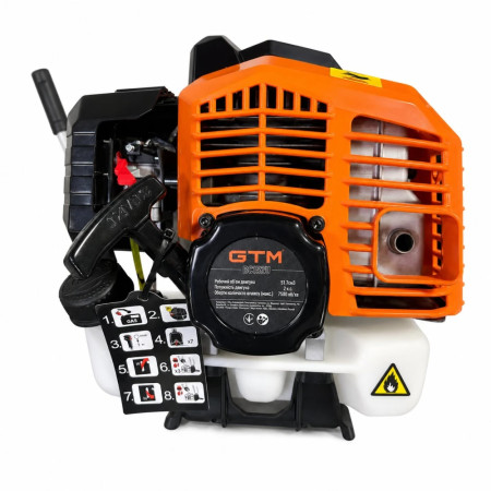 Бензинова мотокоса GTM BCI52U 1.45 кВт з ножем та косильною головкою Tap'n'Go